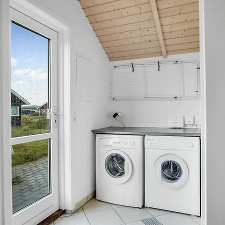 Ferienhaus Bruse - 200m From The Sea By Interhome Harboør